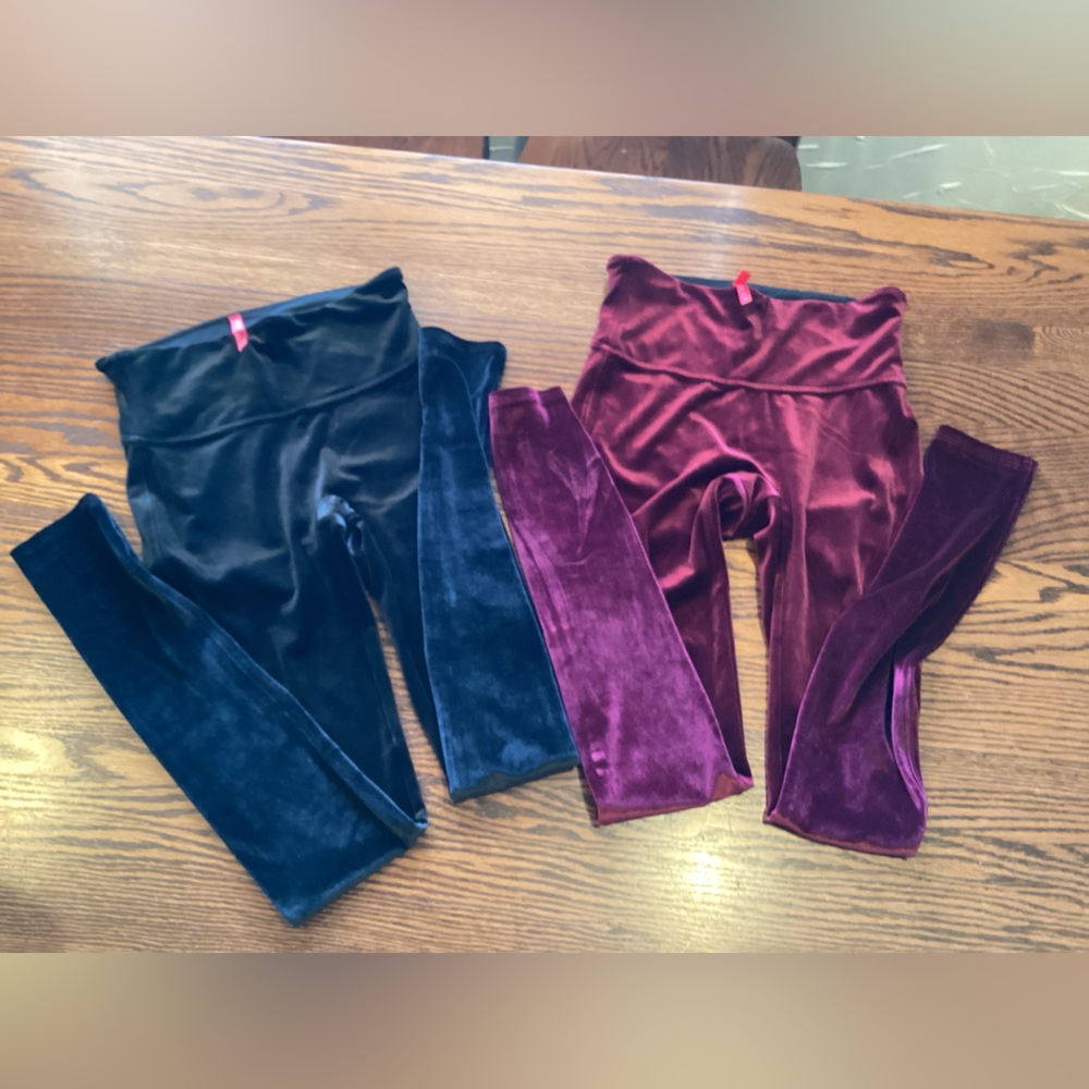 SPANX Lot of 2 Black & Maroon Velvet-like Leggings